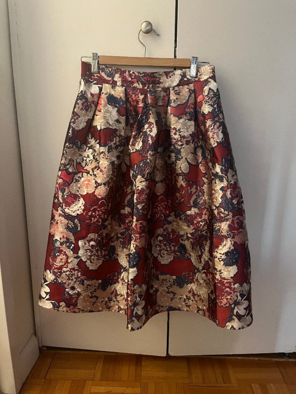 F&P Floral Pleated A-Line Midi Skirt Burgundy Size S/M